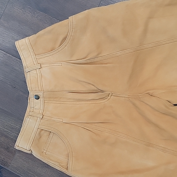 Vintage 80s 90s high waist tapered  camel leather  pants. Size 6 - Picture 2 of 13